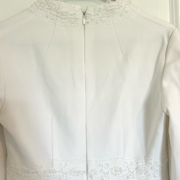 VINTAGE CUSTOM MADE Elegant White Lace-Trimmed Beaded Long Sleeve Mini Dress - Picture 6 of 6